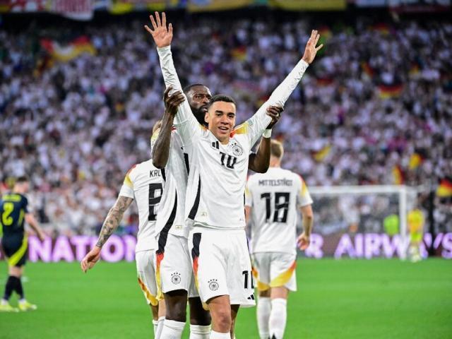 1718413869511059922.jpg musiala.jpg