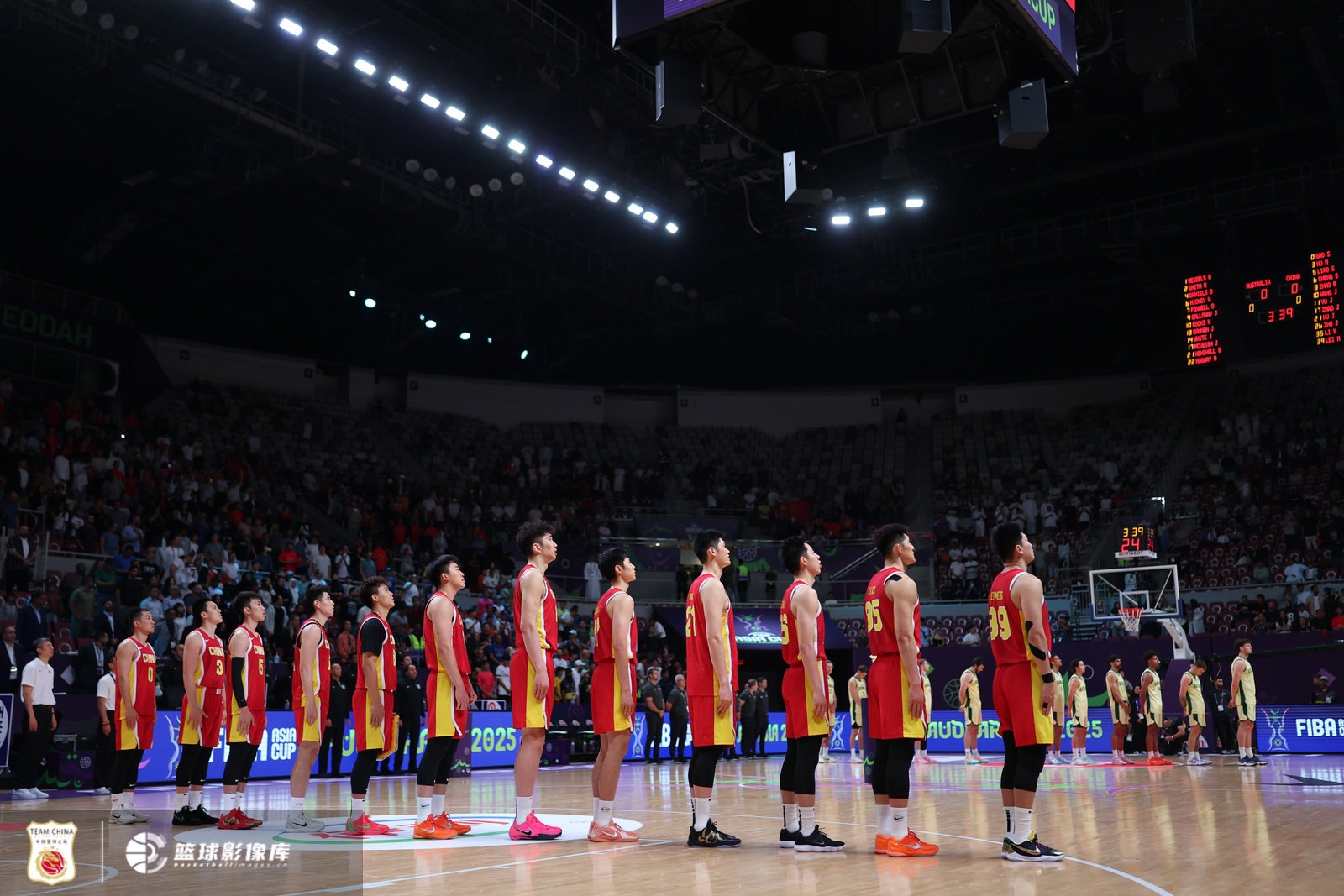 开云官网-余嘉豪：这届亚洲杯男篮私交很好&amp;很团结 12个人都明白自己的定位