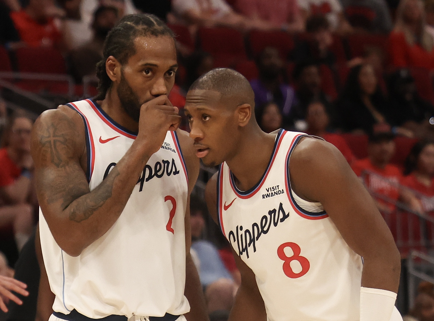 开云官网-卢再谈小卡“赛季争冠无望”言论：现在我们更年轻 必须改变打法